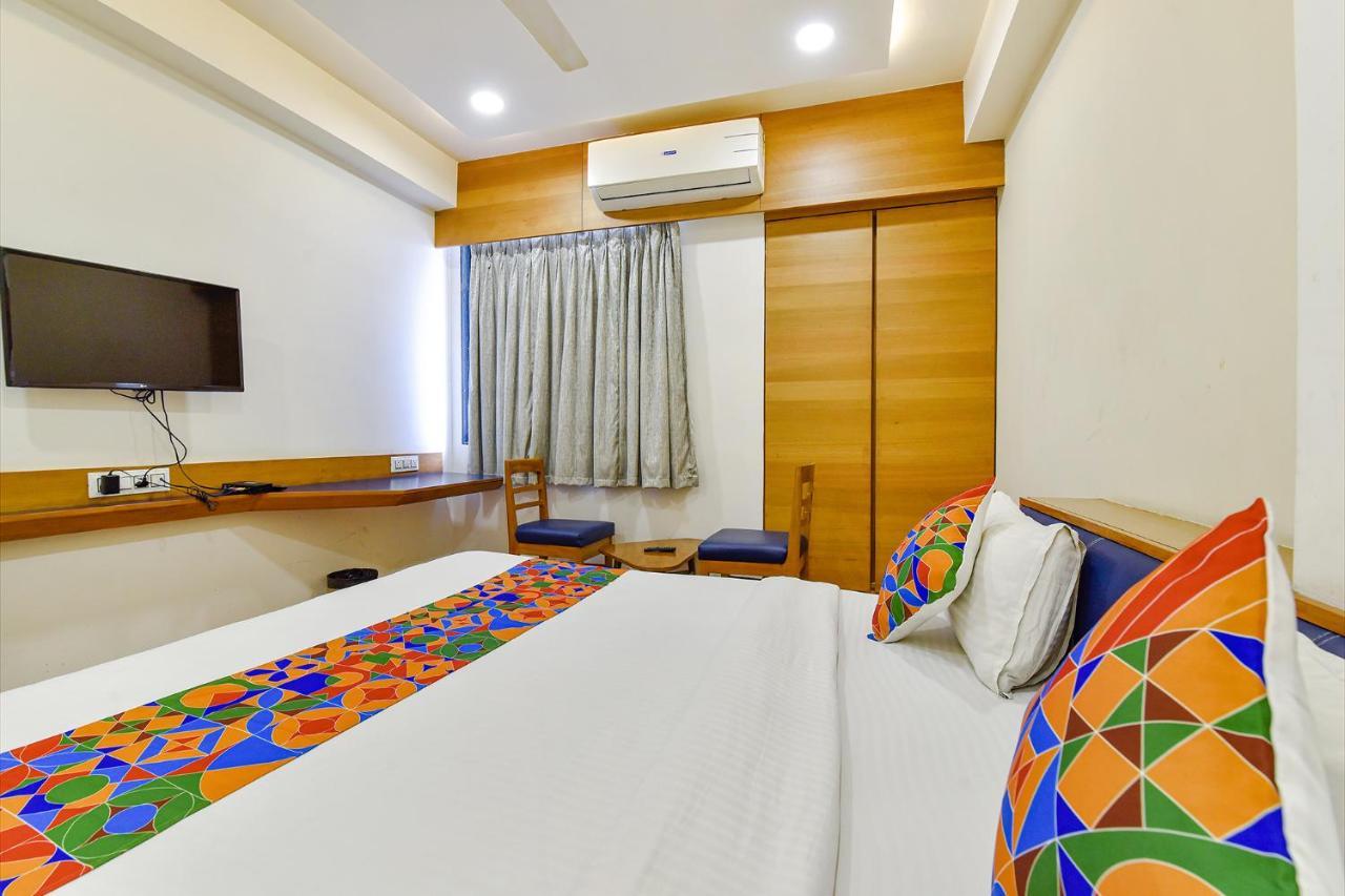 Fabhotel Prime Grand Unity, Changodar Ahmedabad Exterior photo
